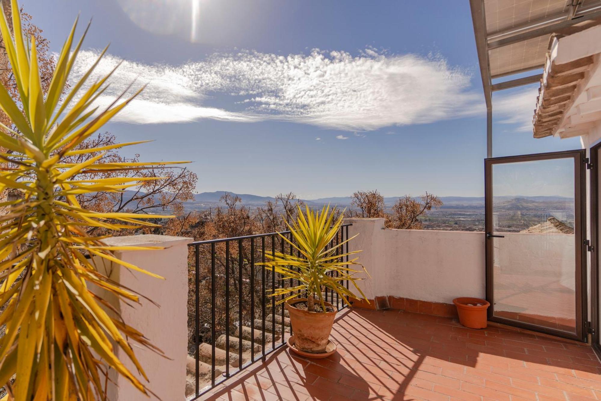 Villa La Casita De La Plaza Granada Exterior foto